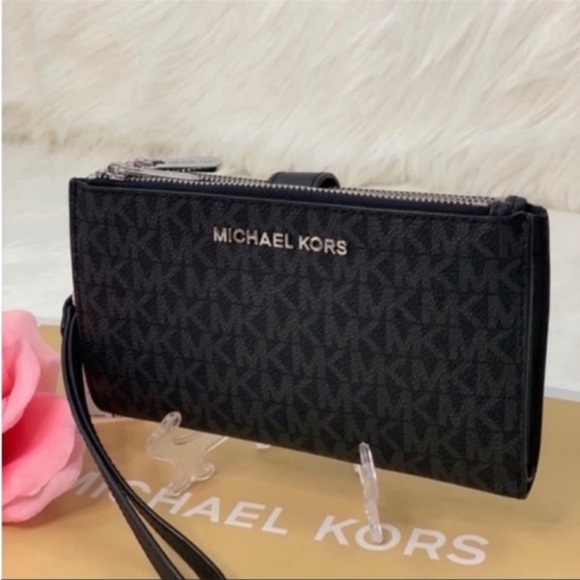 Michael Kors DoubleZip wallet Wristlet - Picture 2 of 8
